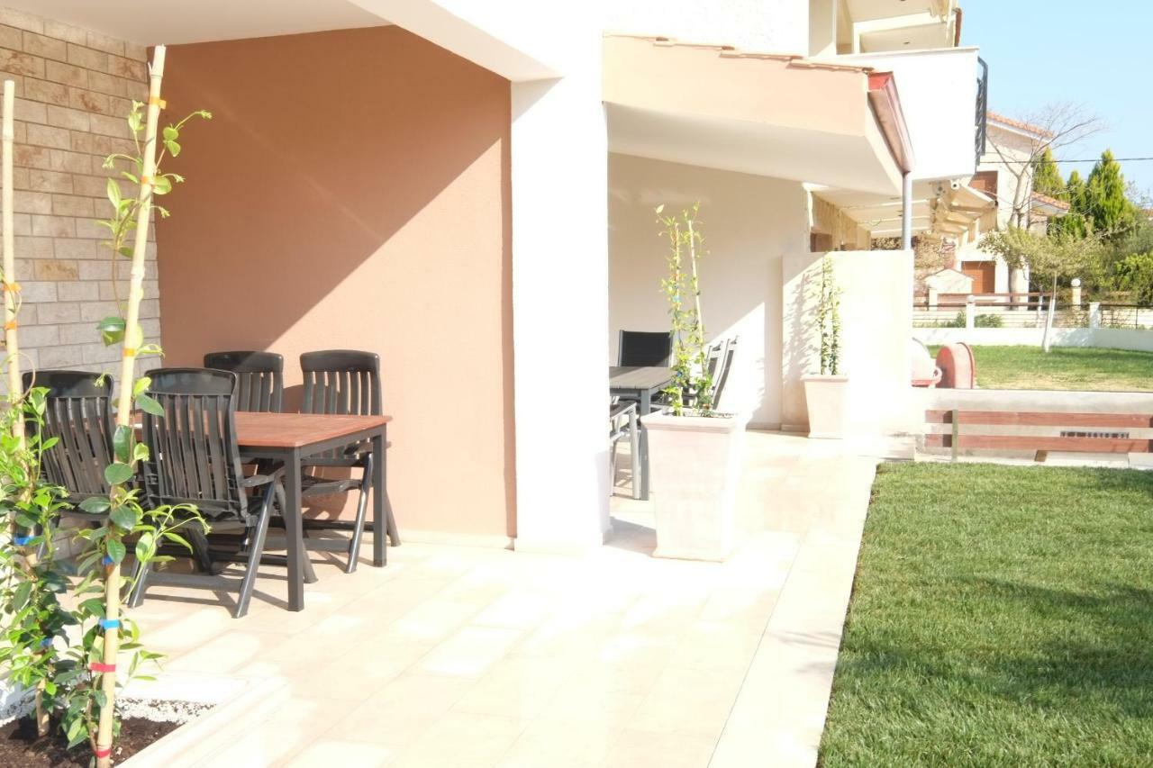 Villa Valerie Nikiti  Exterior foto